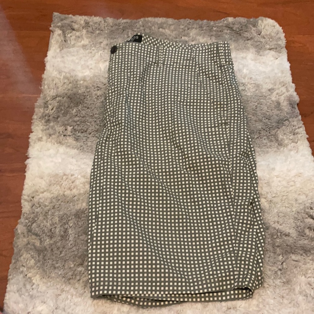 Patterned shorts